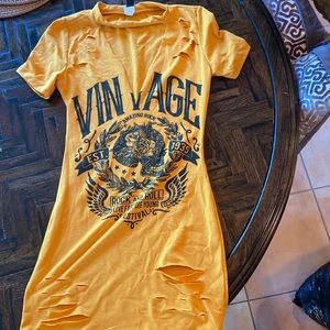 Maxi low cut yellow dress